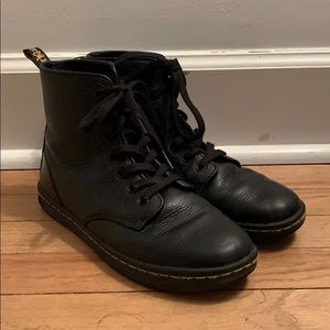 Women’s Leyton Dr. Martens